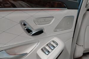 Mercedes-Benz S esikatselu 10