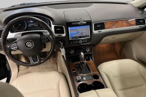 Volkswagen Touareg esikatselu 9