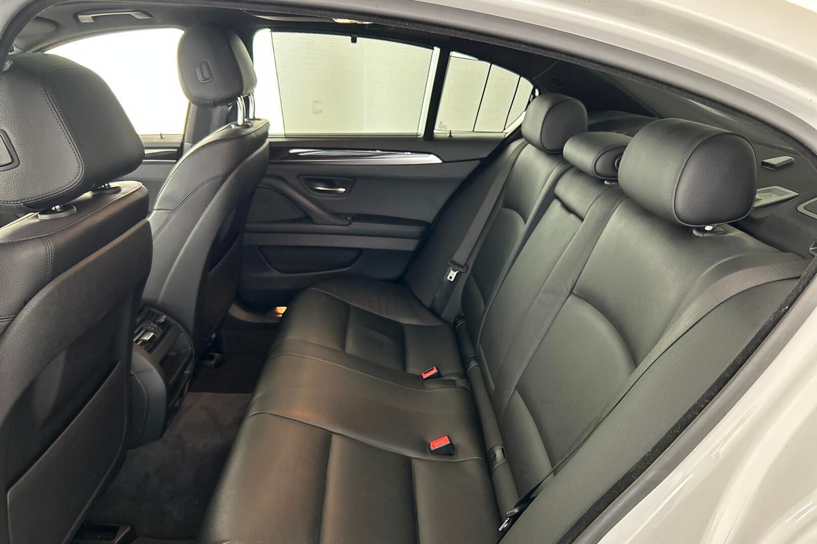 BMW 5-SARJA iso kuva 10