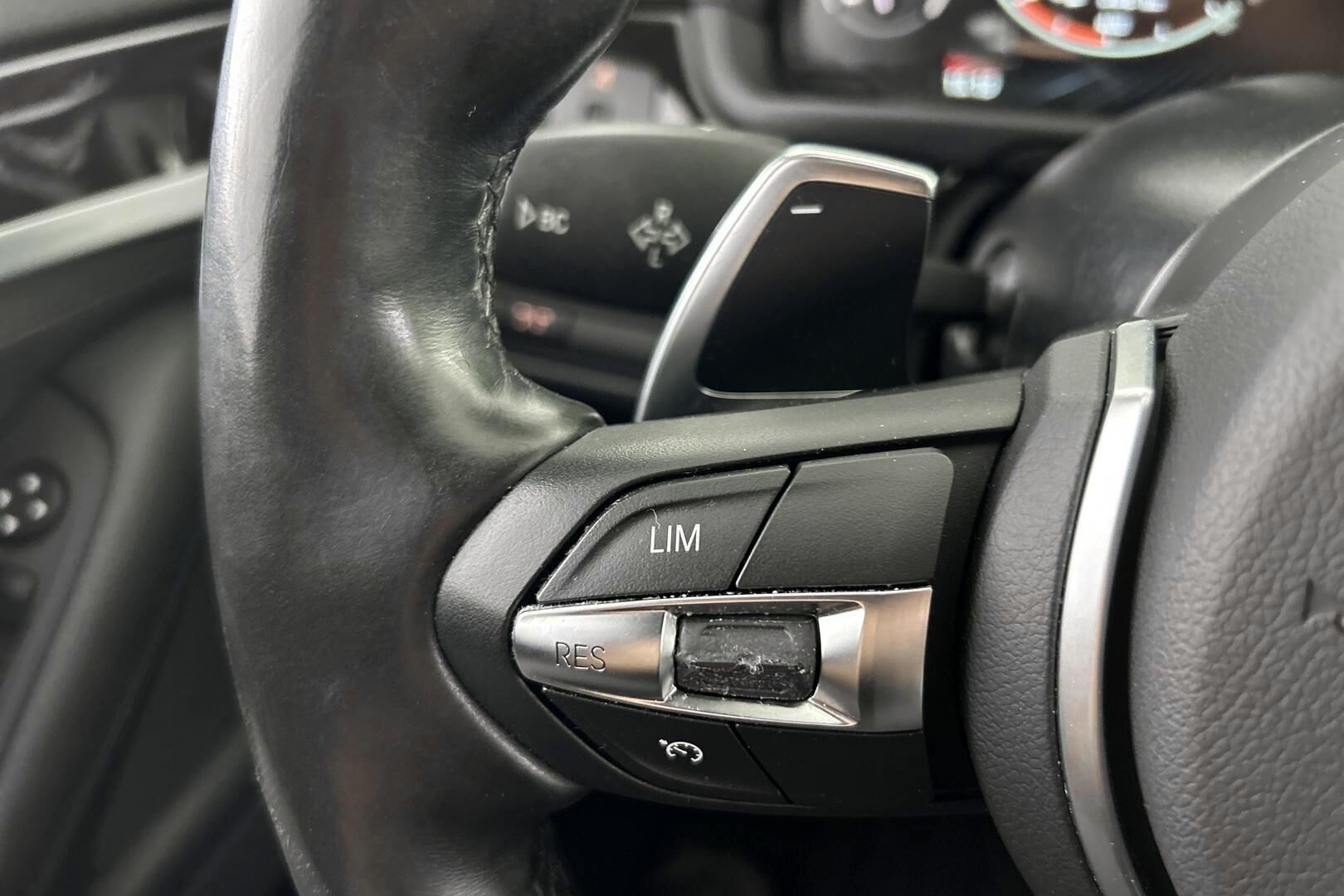 BMW 5-SARJA iso kuva 23
