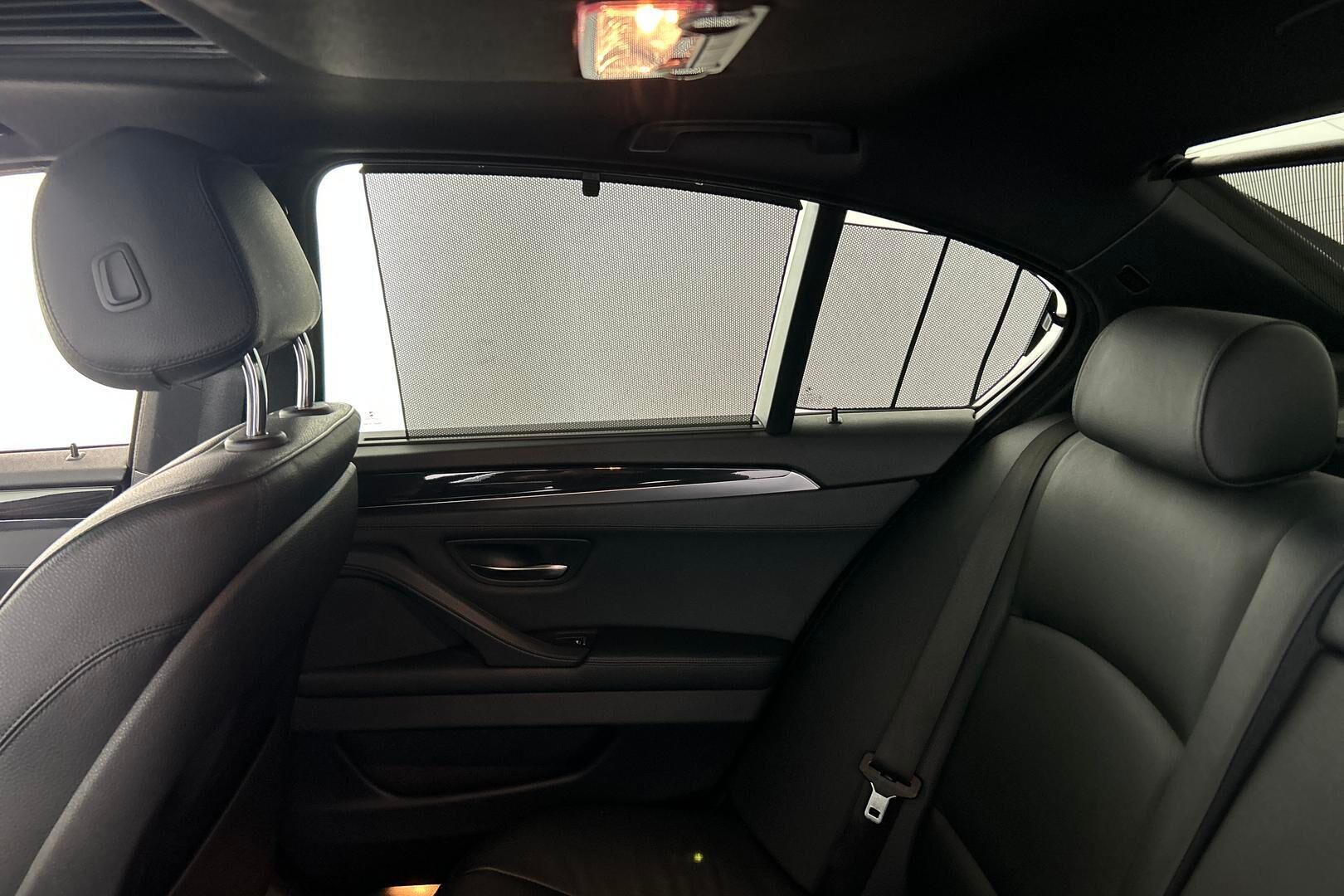 BMW 5-SARJA iso kuva 28