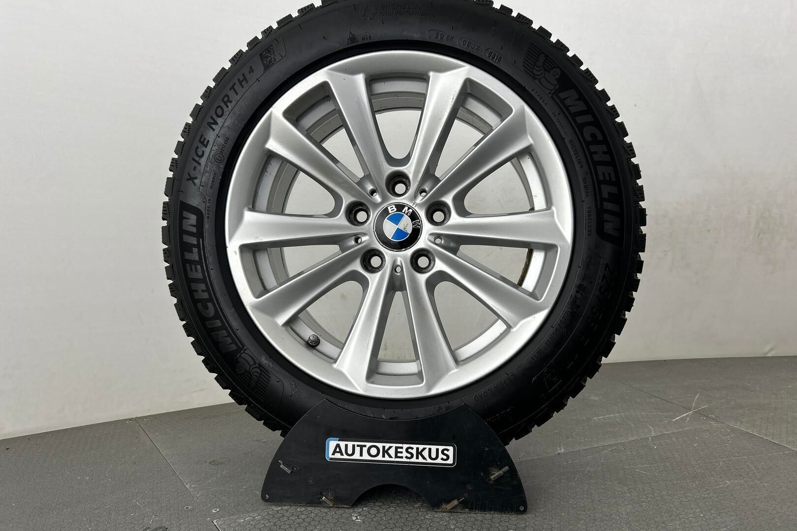 BMW 5-SARJA iso kuva 35