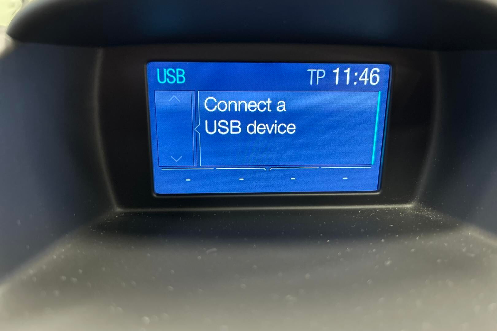 Ford Fiesta iso kuva 17