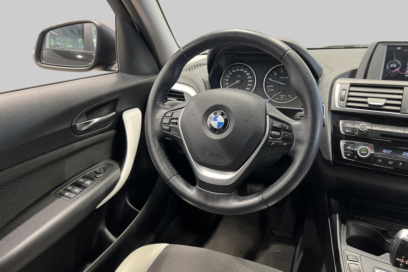 BMW 1-SARJA iso kuva 29