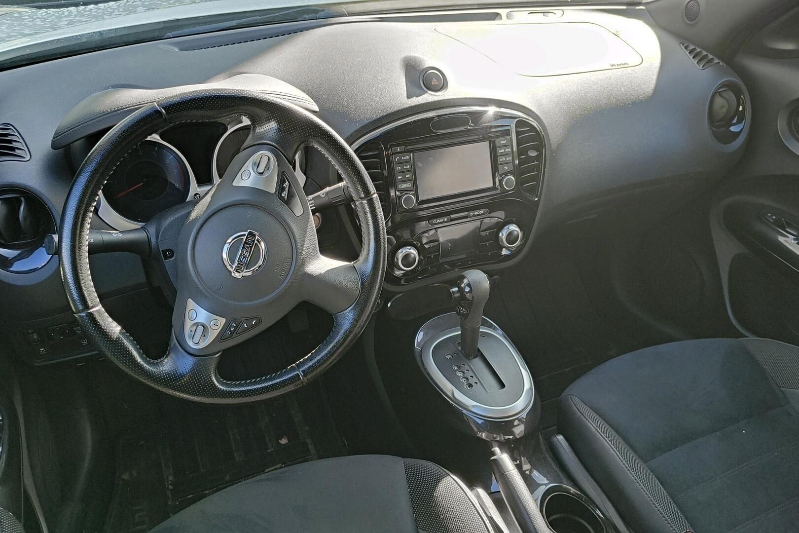 Nissan Juke iso kuva 2