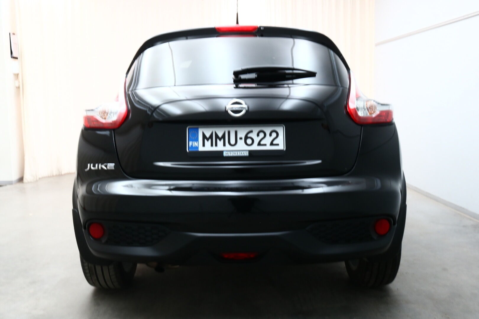 Nissan Juke iso kuva 4