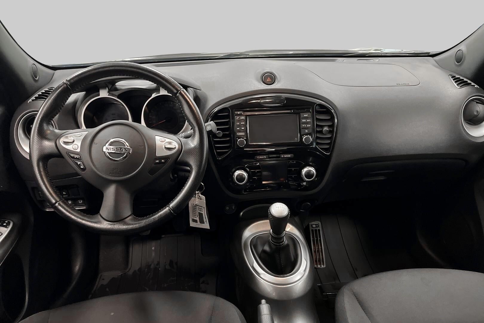 Nissan Juke iso kuva 10