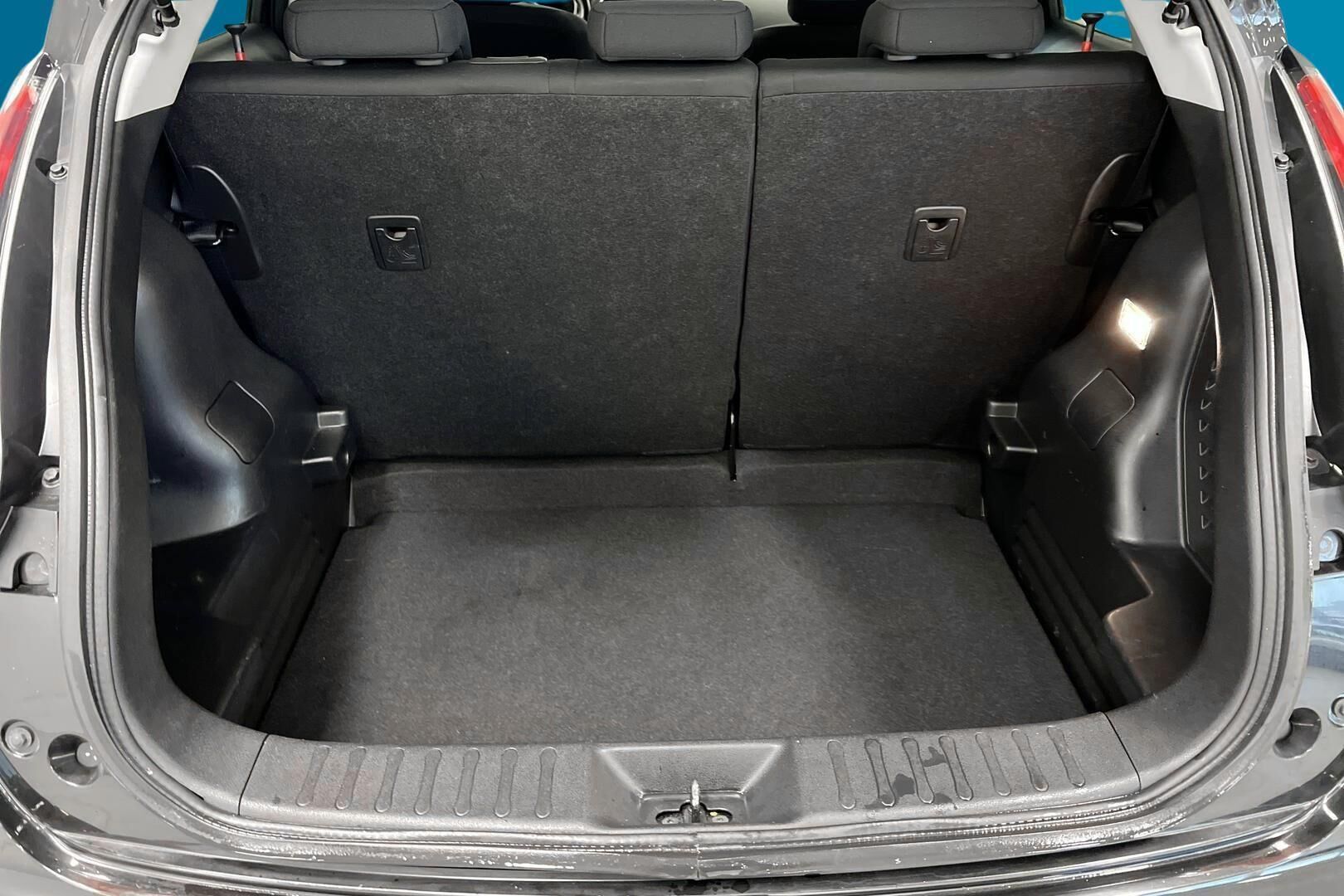 Nissan Juke iso kuva 11