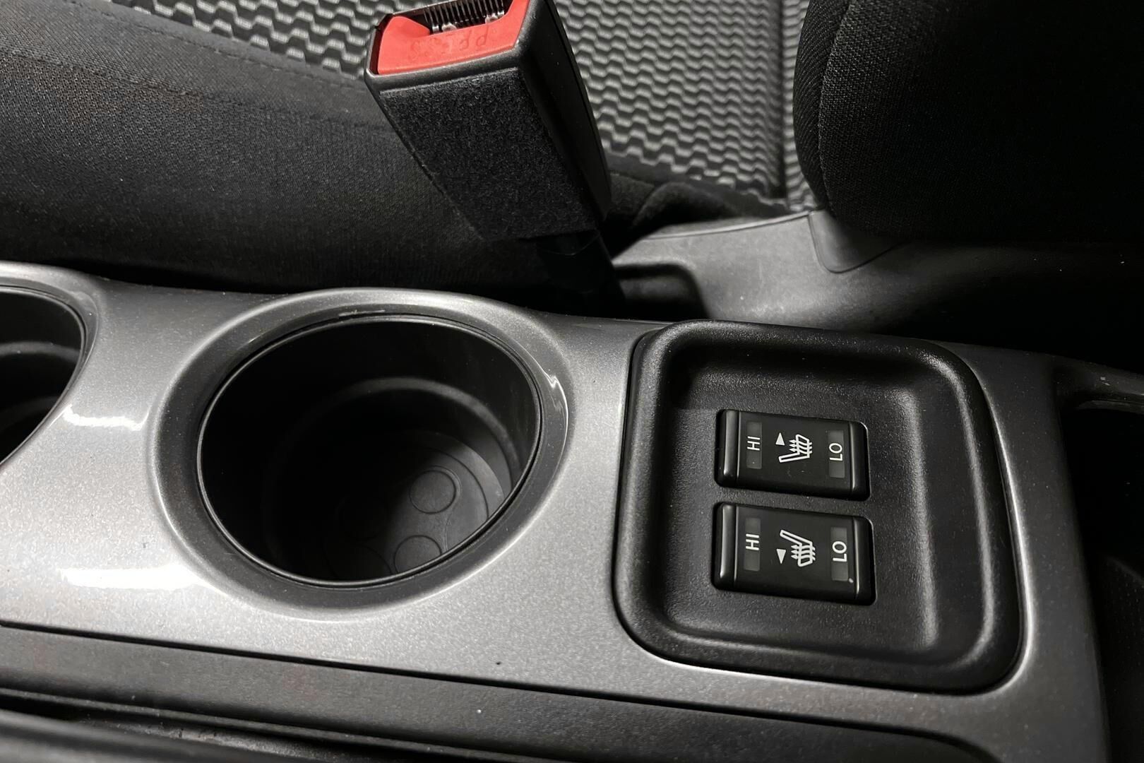 Nissan Juke iso kuva 13