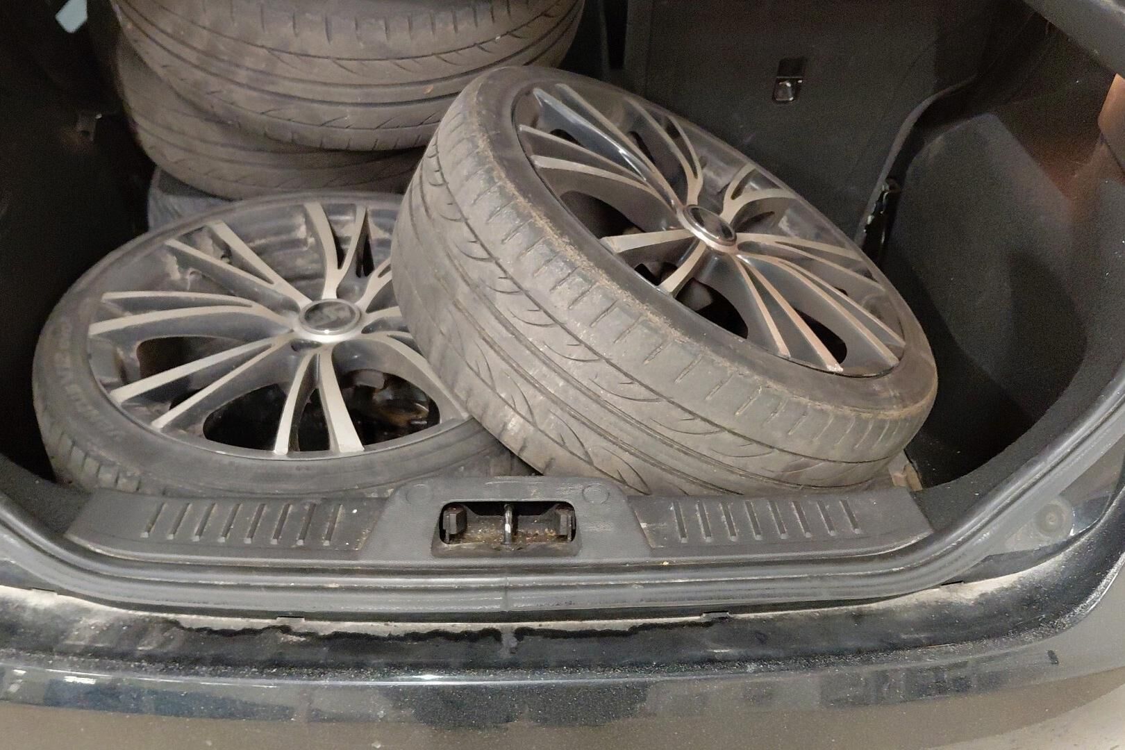 Ford Fiesta iso kuva 11