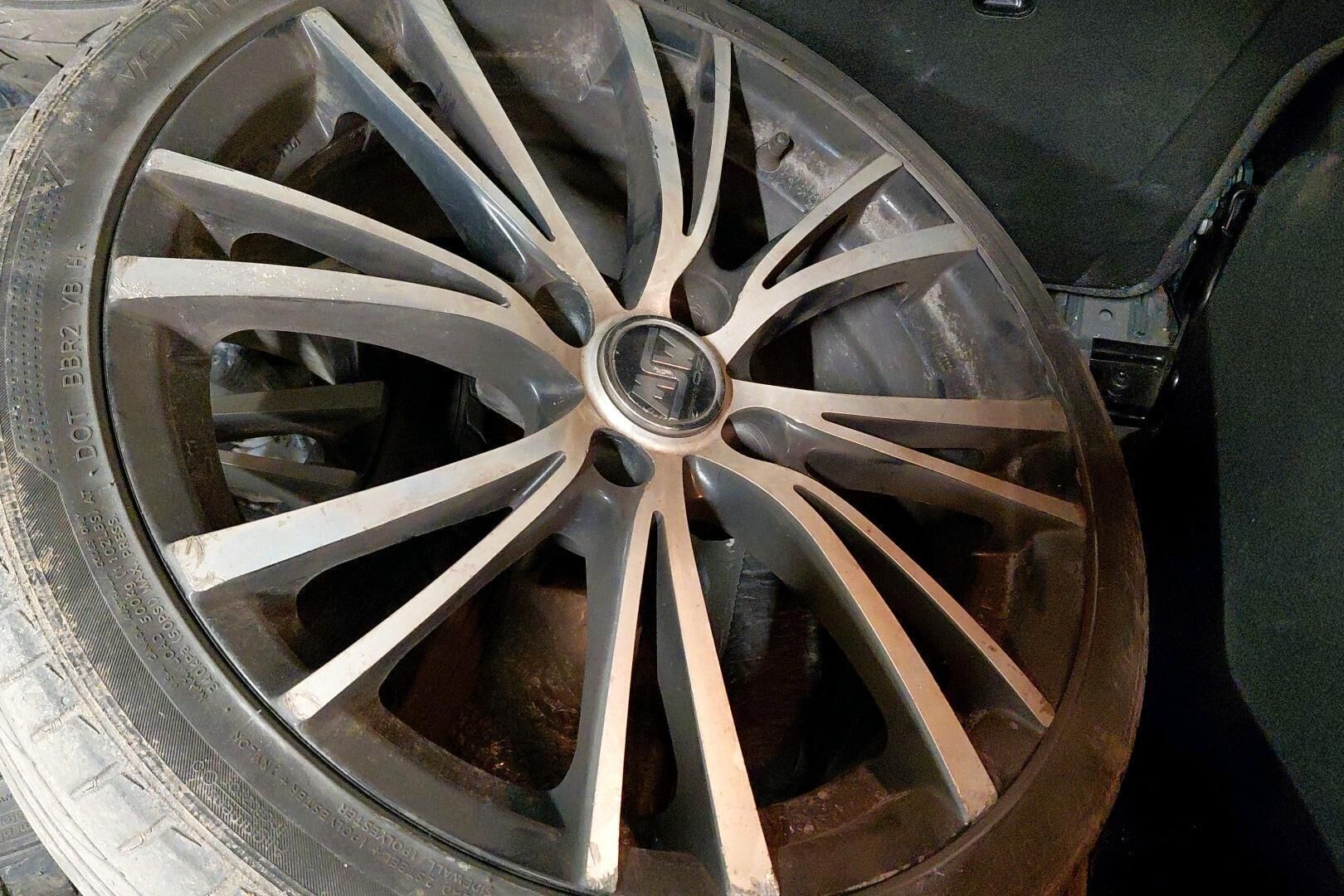 Ford Fiesta iso kuva 14