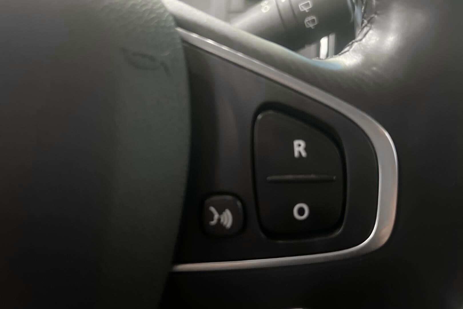 Renault Captur iso kuva 14