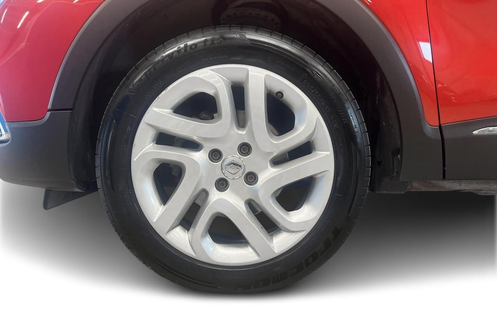 Renault Captur iso kuva 32