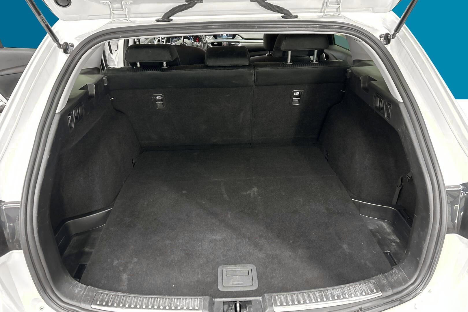 Mazda Mazda6 iso kuva 12
