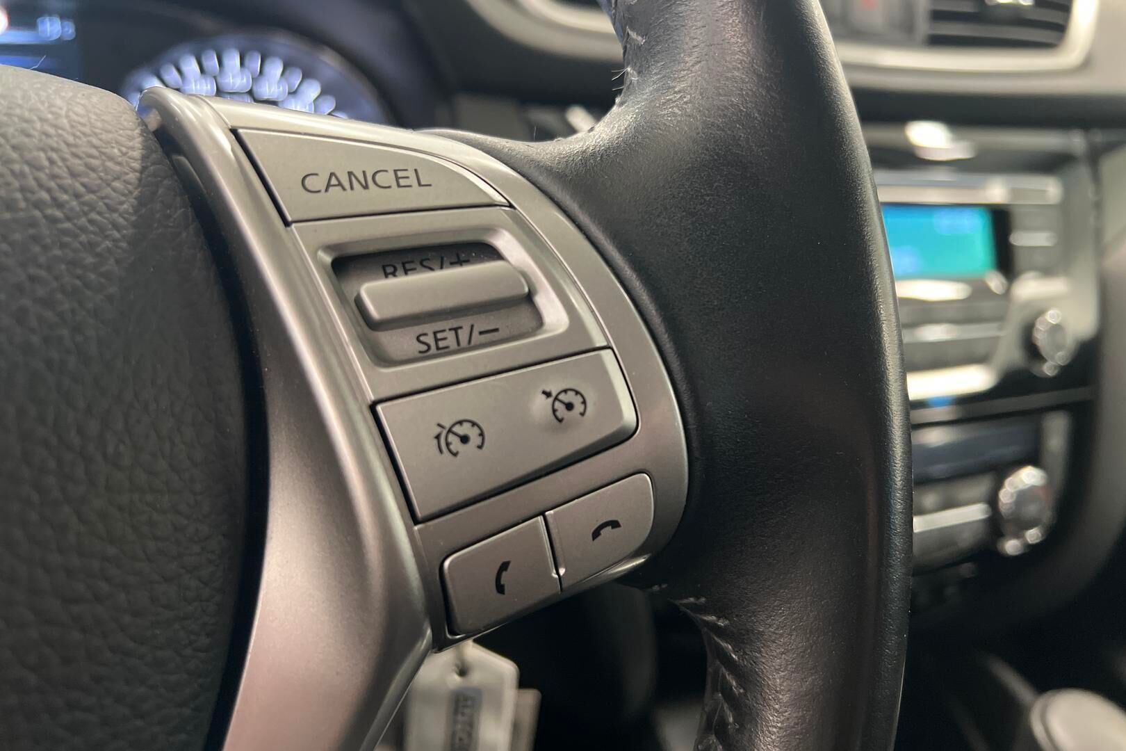 Nissan Qashqai iso kuva 17