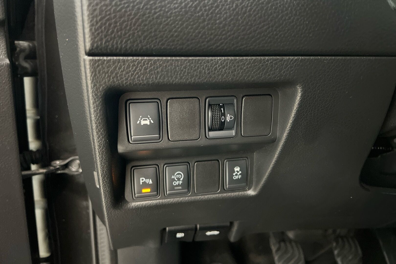 Nissan Qashqai iso kuva 16