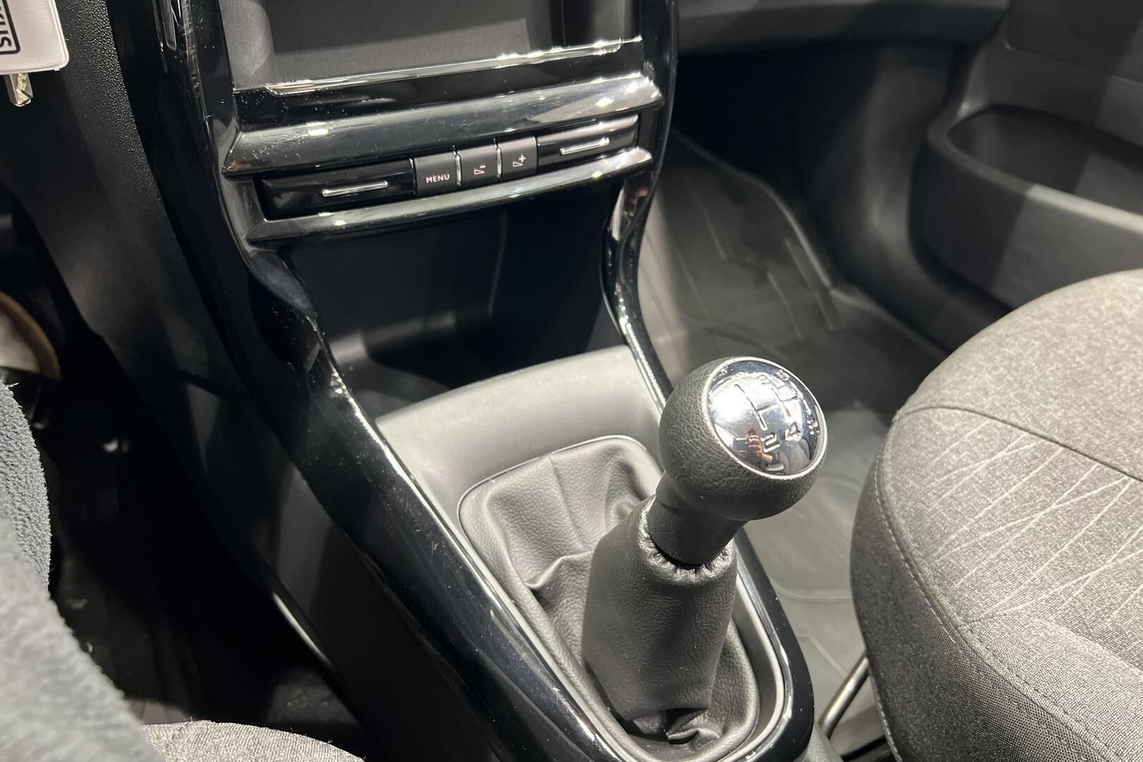 Citroen C3 iso kuva 18
