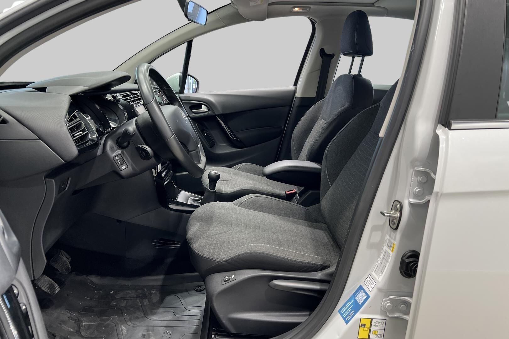 Citroen C3 iso kuva 9