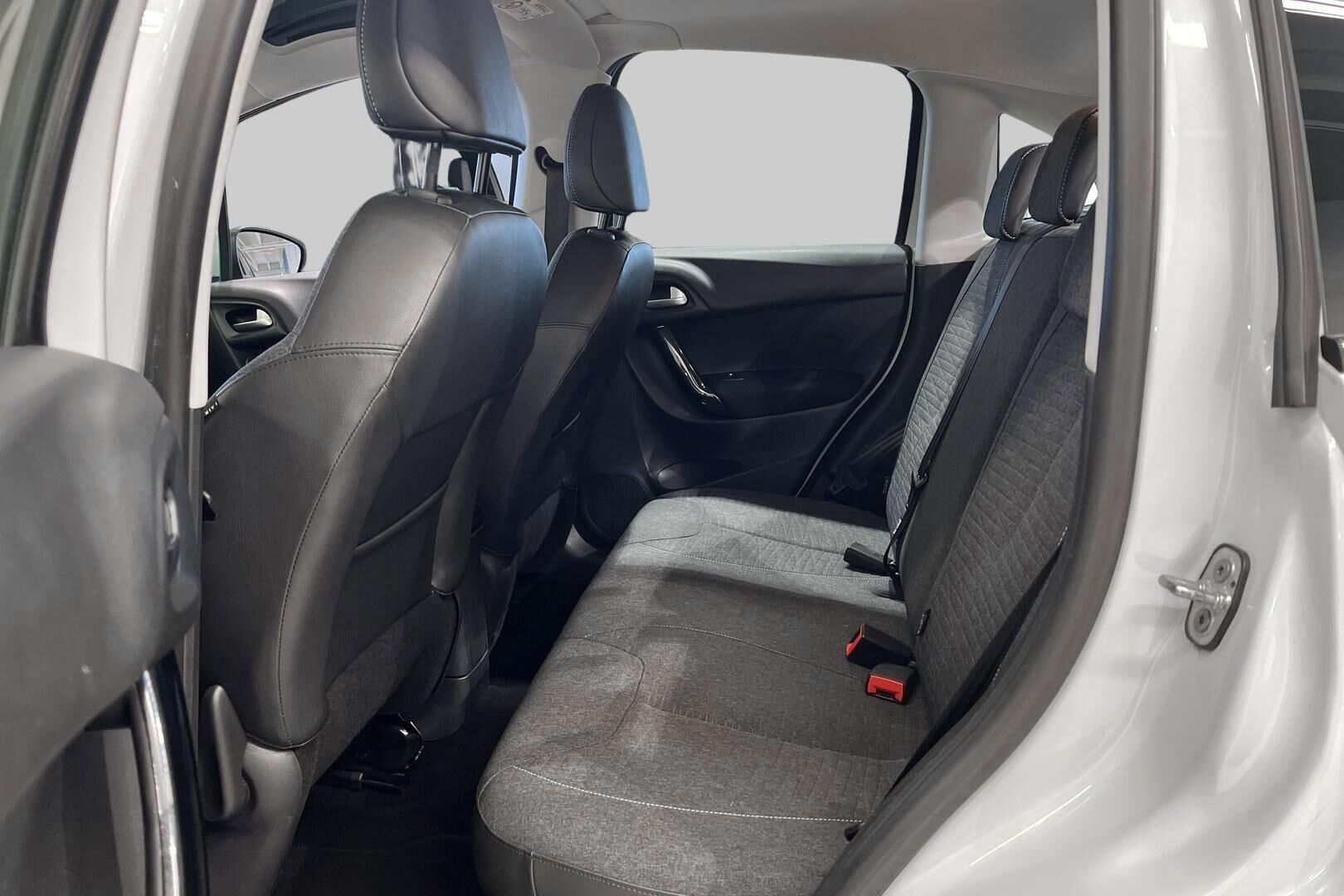 Citroen C3 iso kuva 10