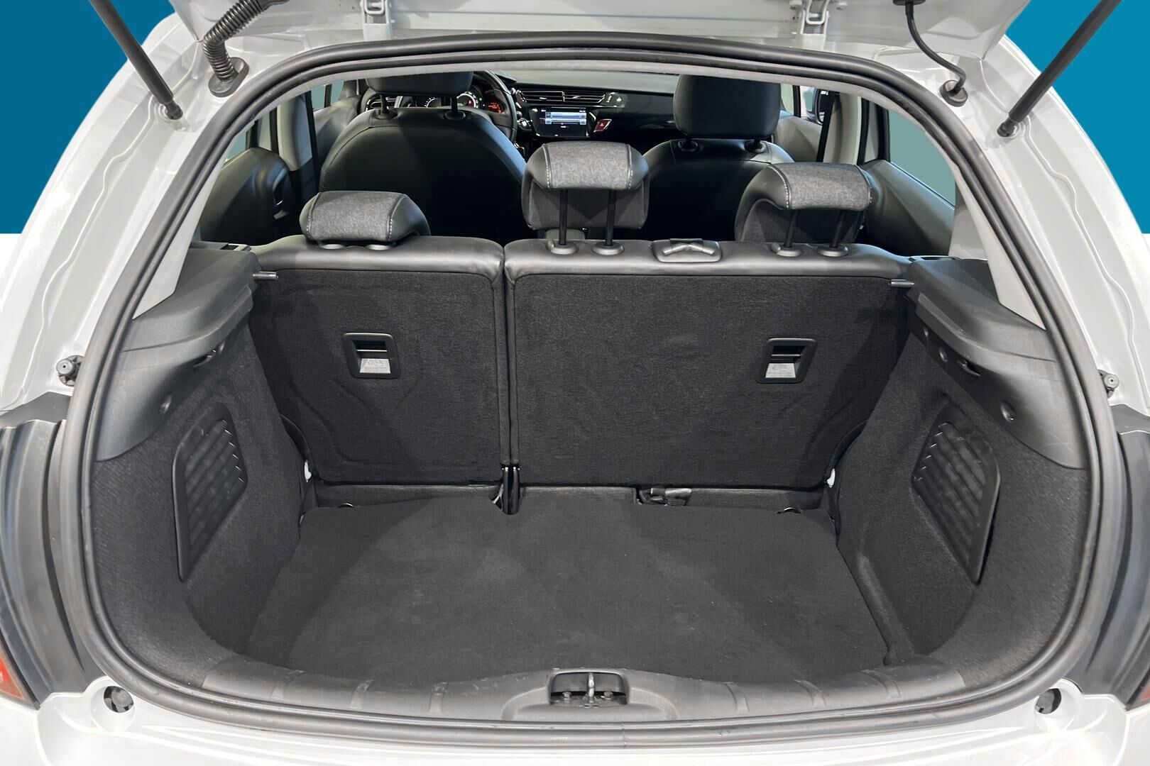 Citroen C3 iso kuva 12