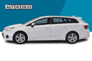 Toyota Avensis esikatselu 8