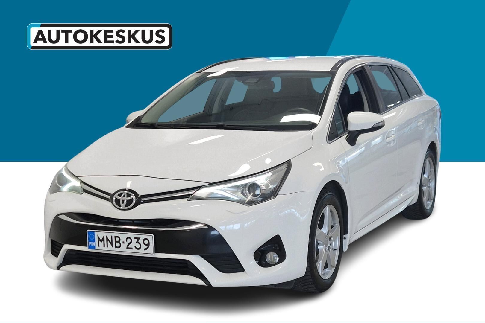 Toyota Avensis iso kuva 0