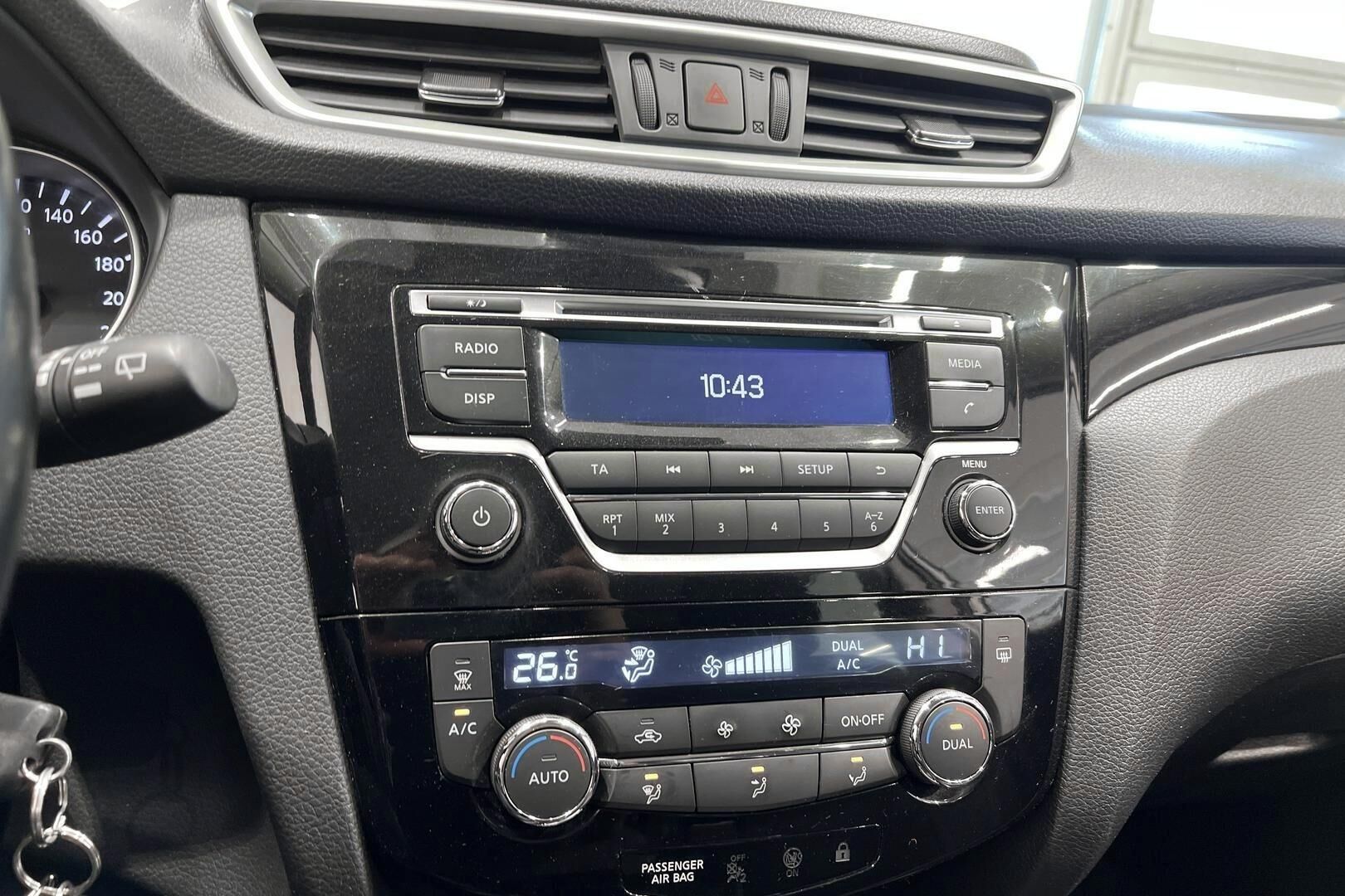 Nissan Qashqai iso kuva 15