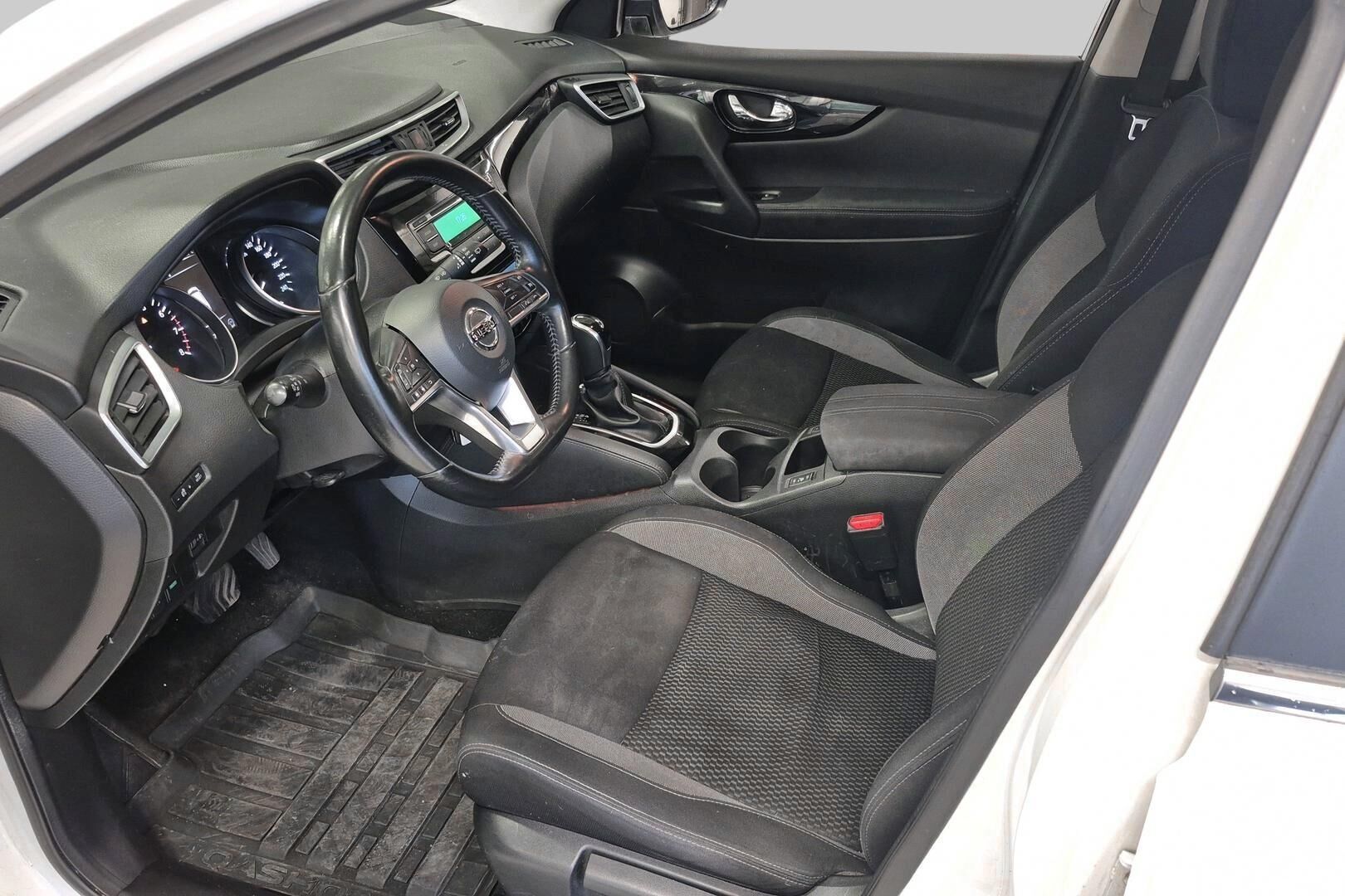 Nissan Qashqai iso kuva 2