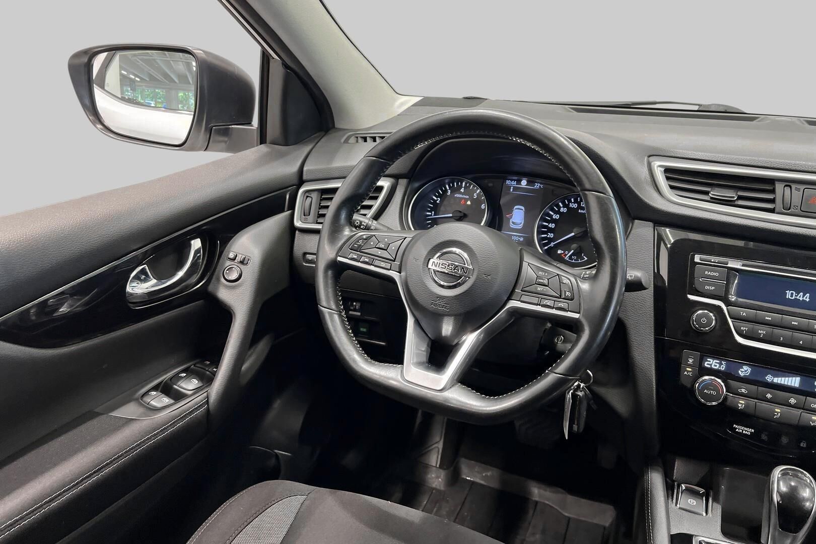 Nissan Qashqai iso kuva 24