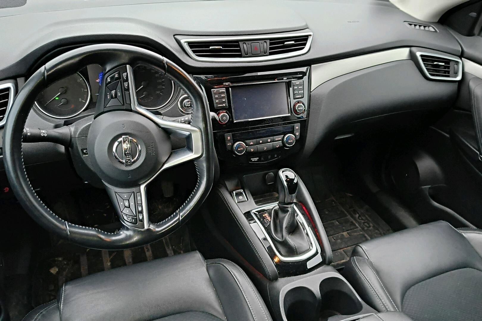 Nissan Qashqai iso kuva 2