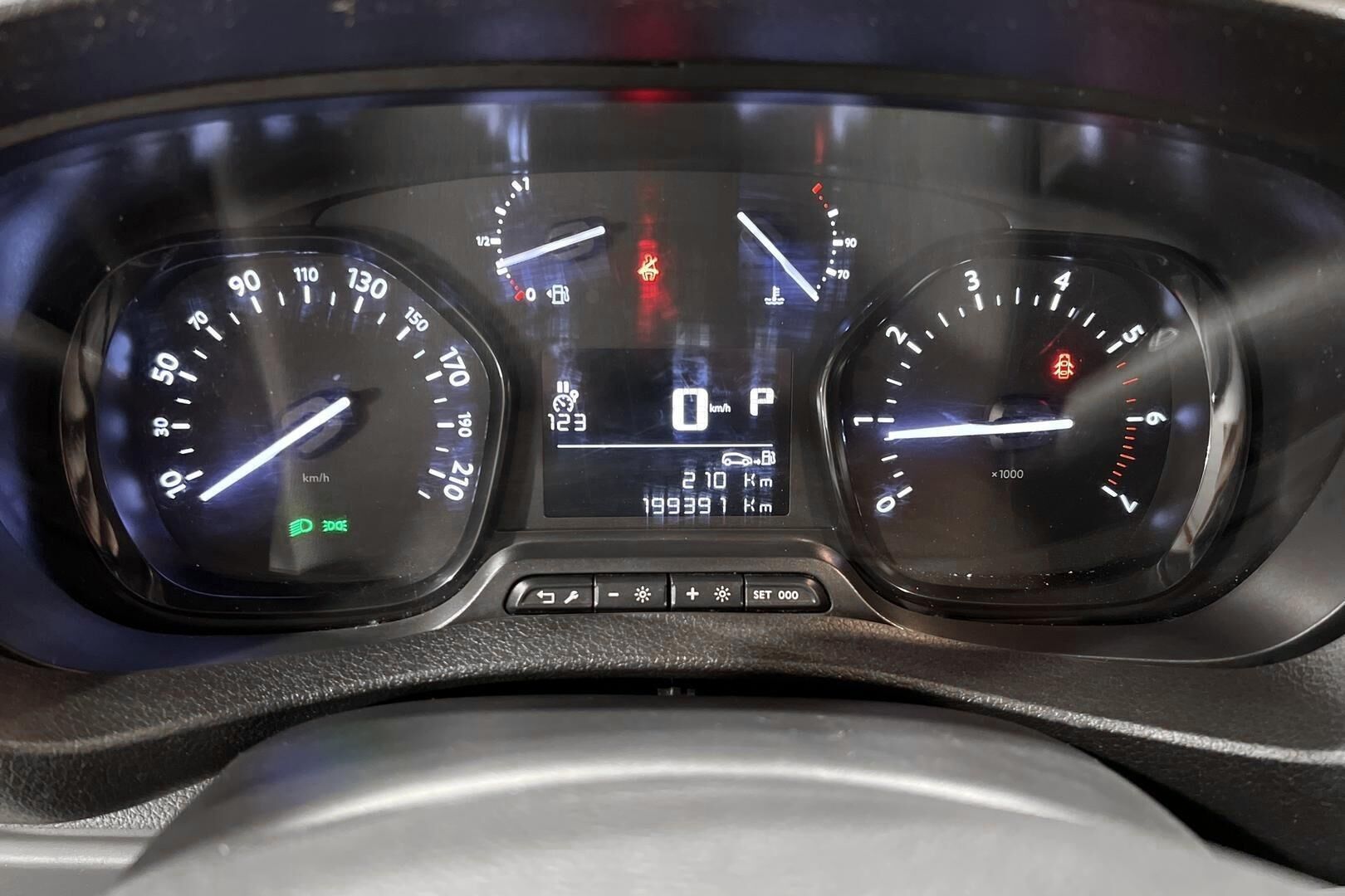 Toyota Proace iso kuva 19