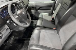 Toyota Proace esikatselu 9