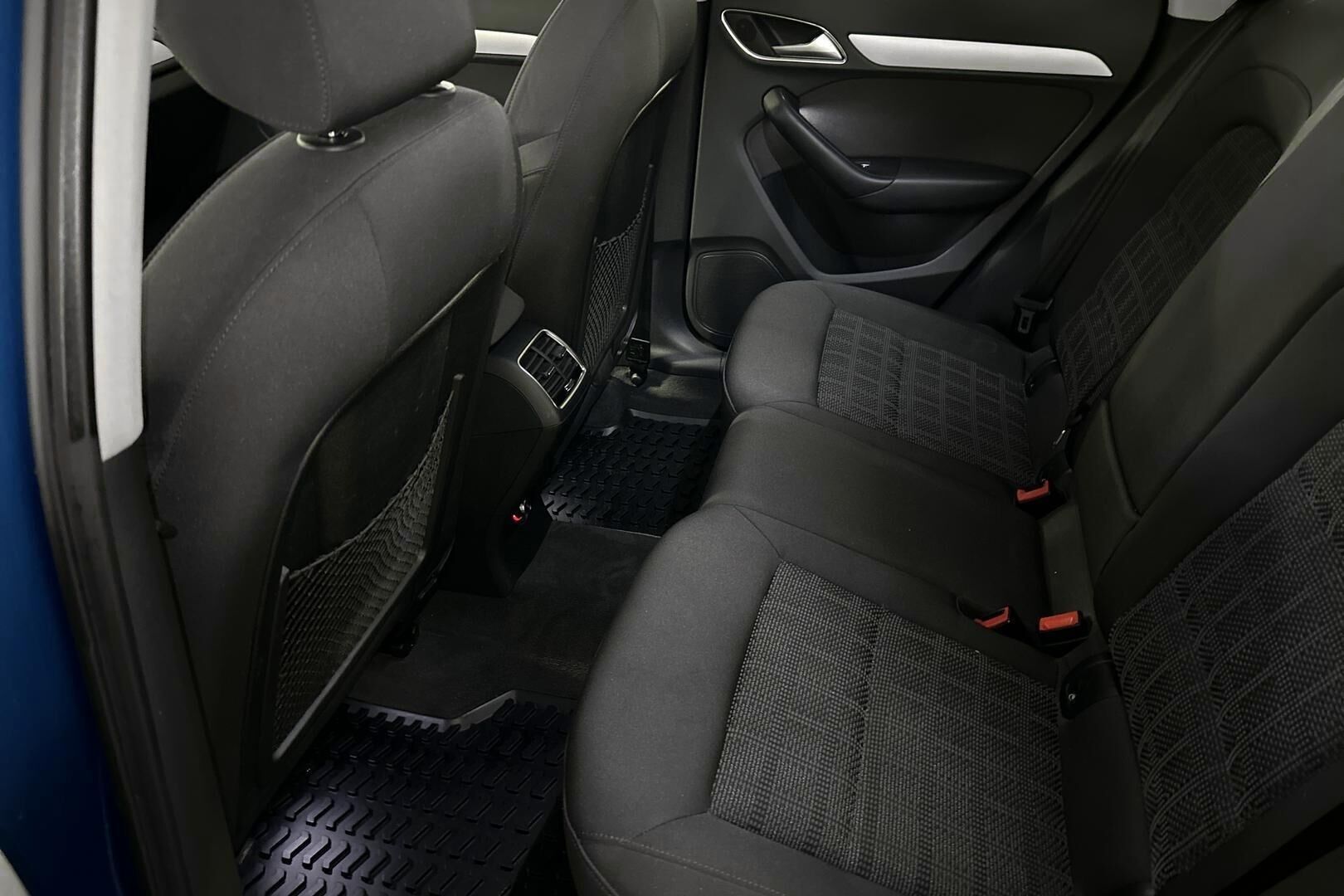 Audi Q3 iso kuva 8
