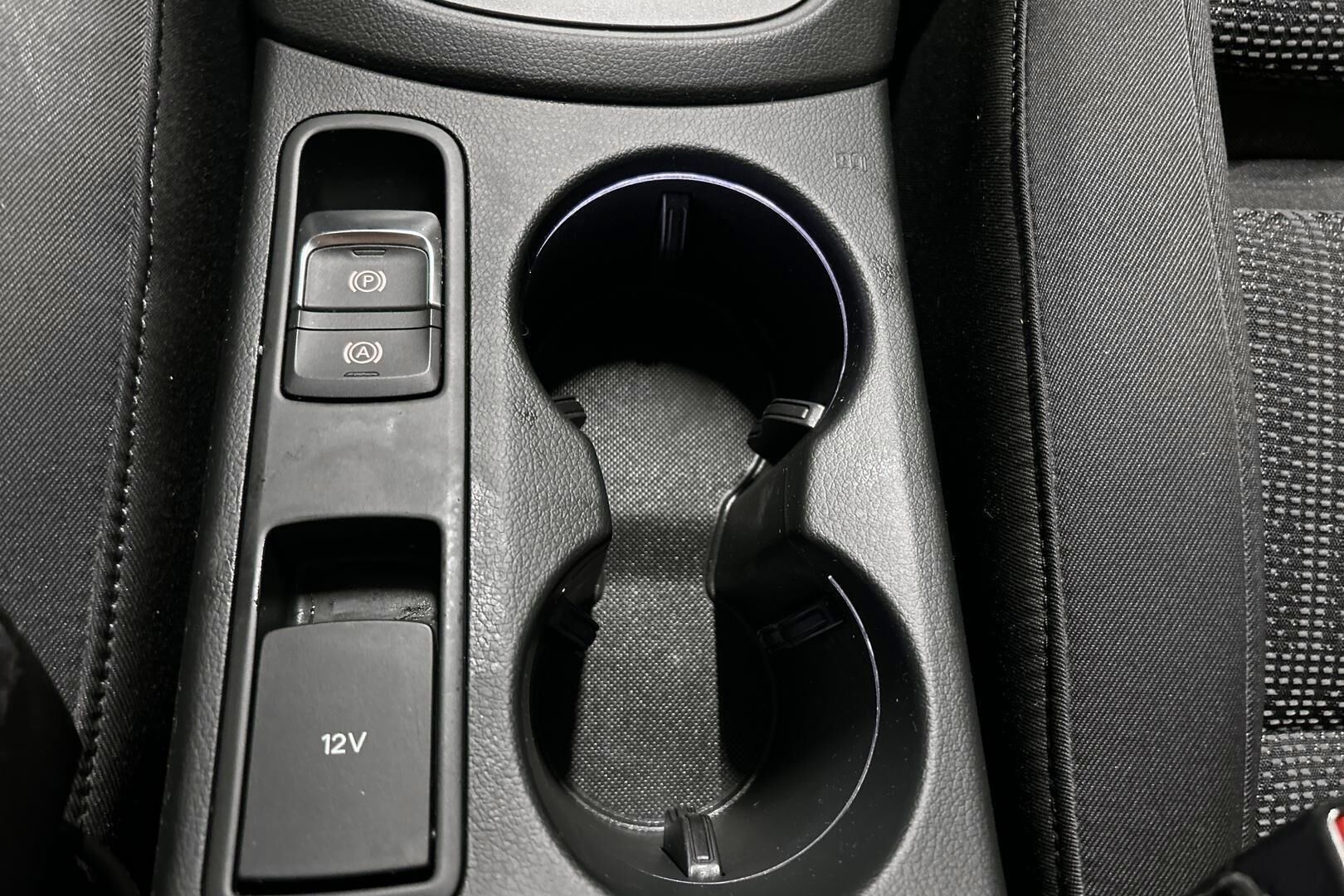Audi Q3 iso kuva 18