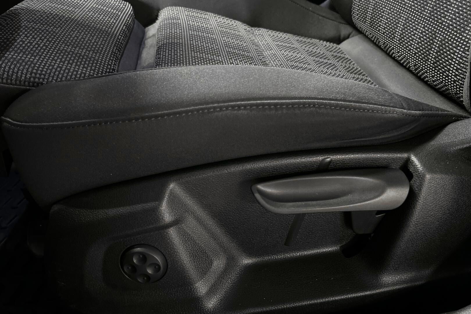 Audi Q3 iso kuva 21