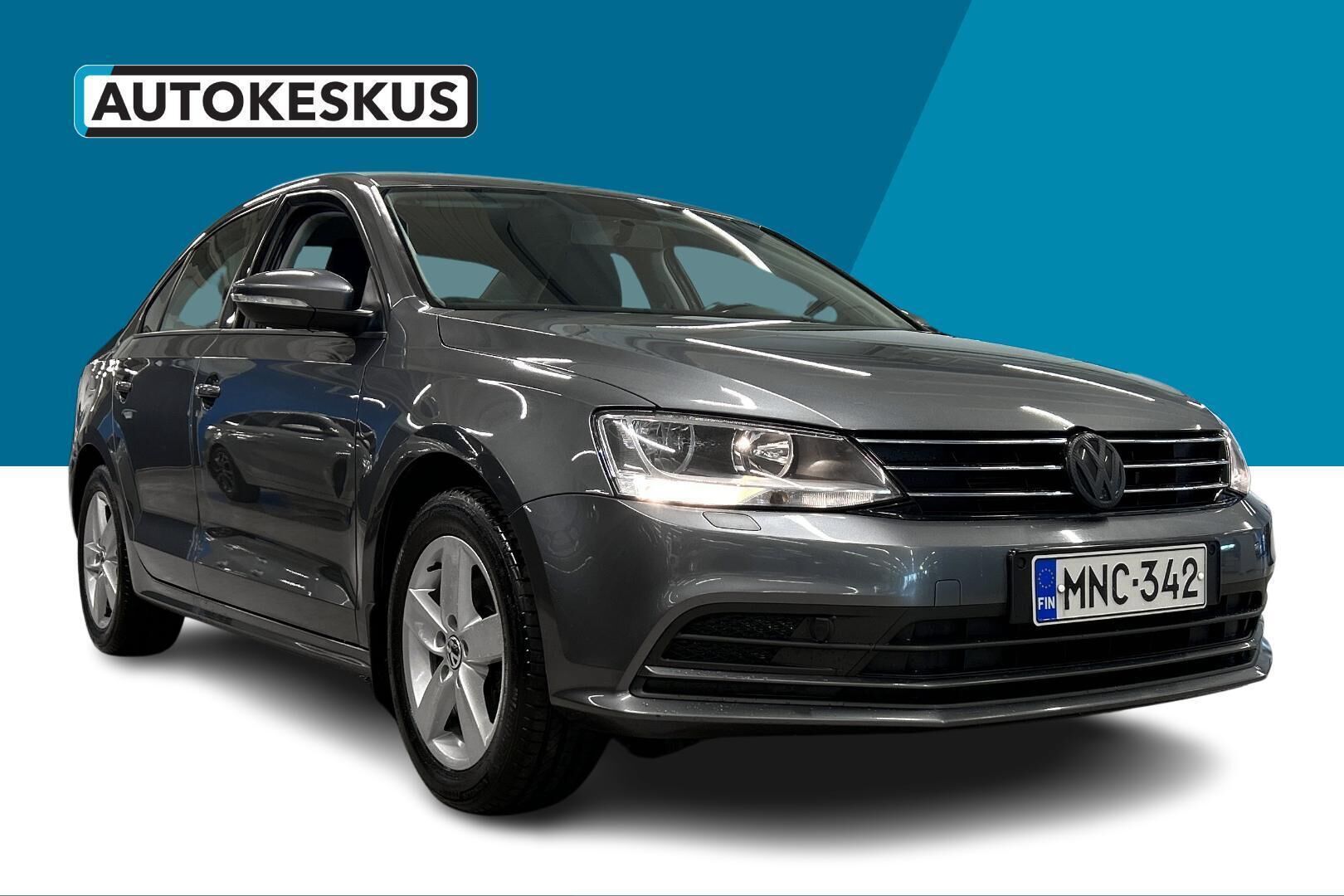 Volkswagen Jetta iso kuva 18