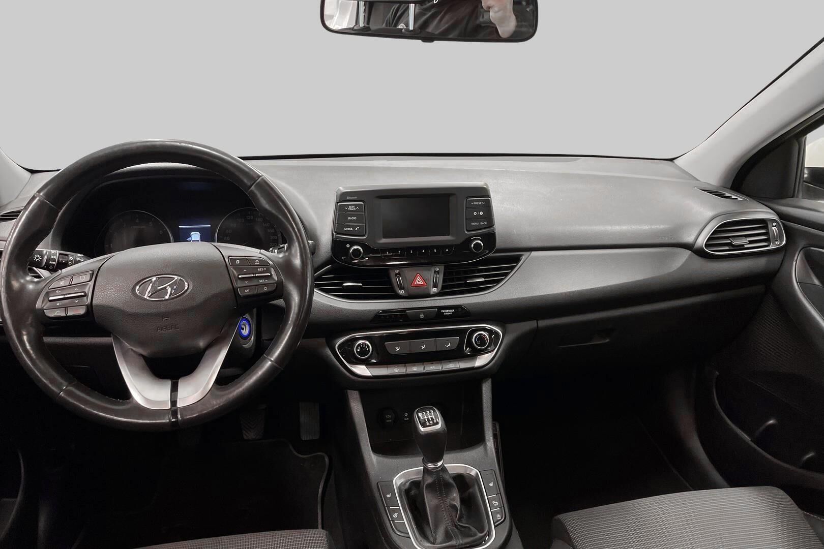 Hyundai i30 Wagon iso kuva 11