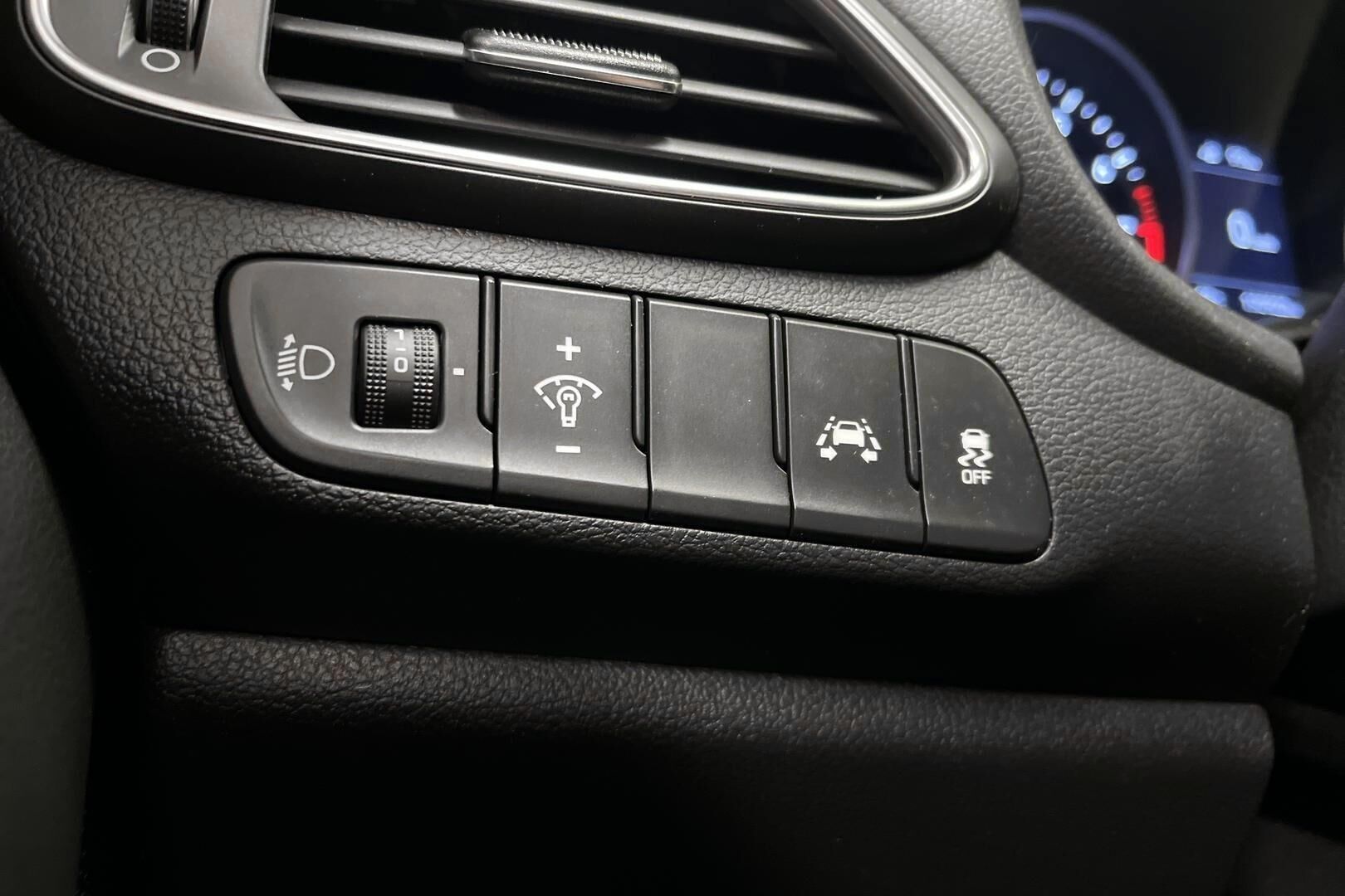 Hyundai i30 Wagon iso kuva 19