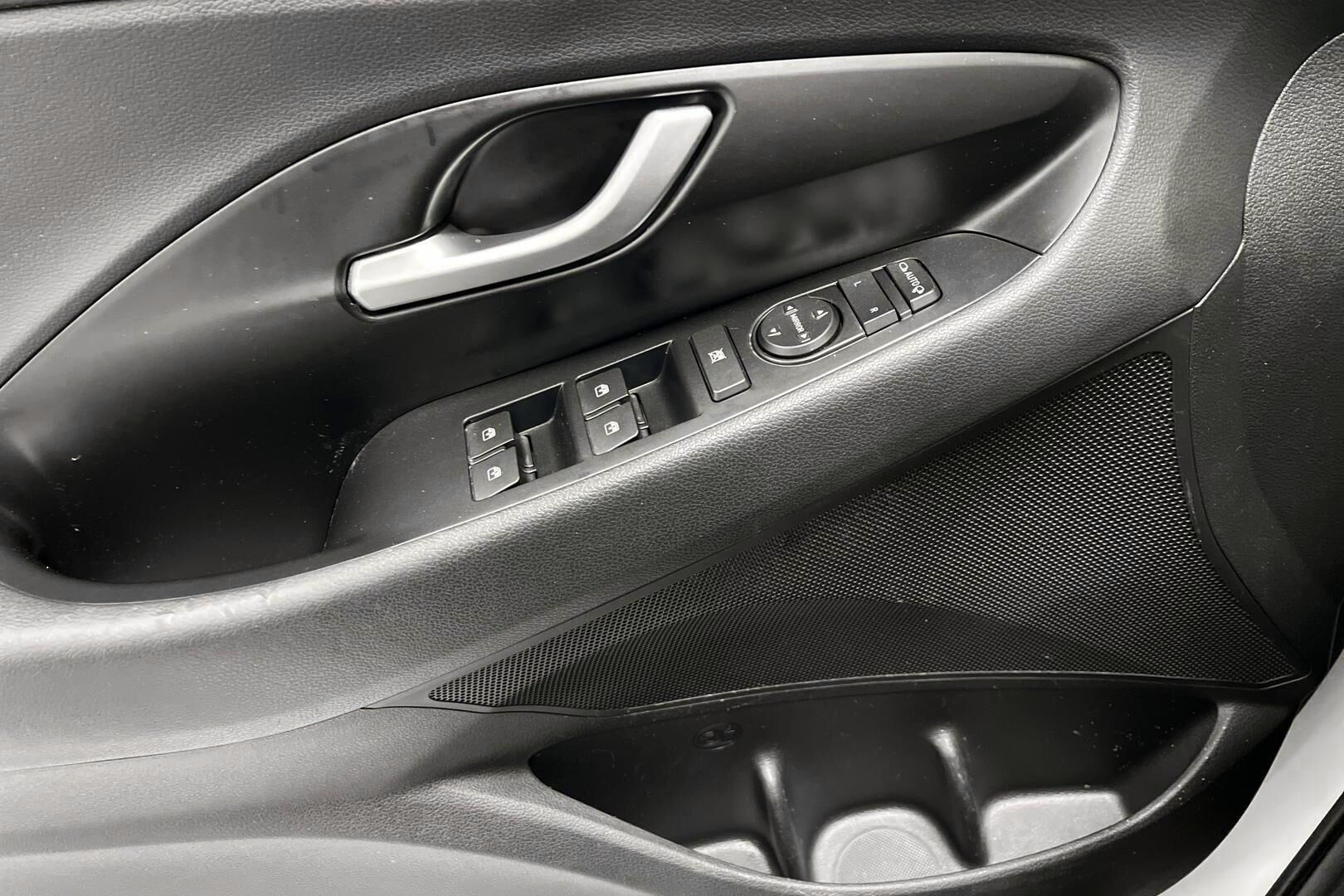 Hyundai i30 Wagon iso kuva 20