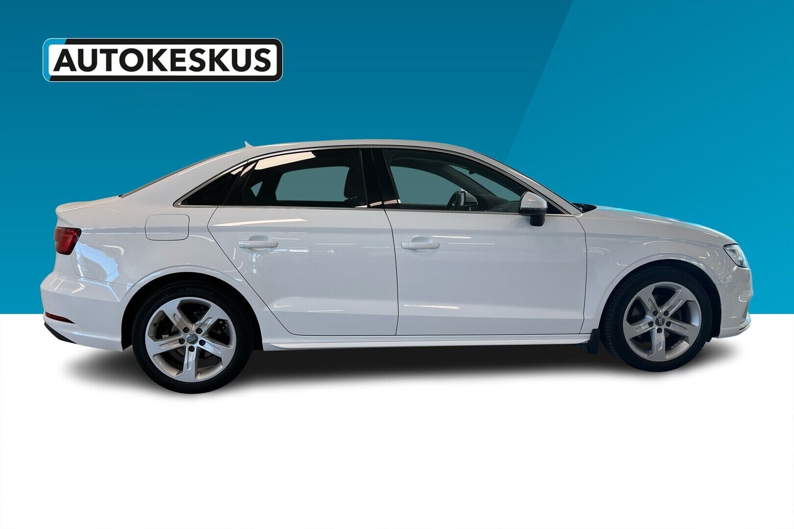 Audi A3 iso kuva 5
