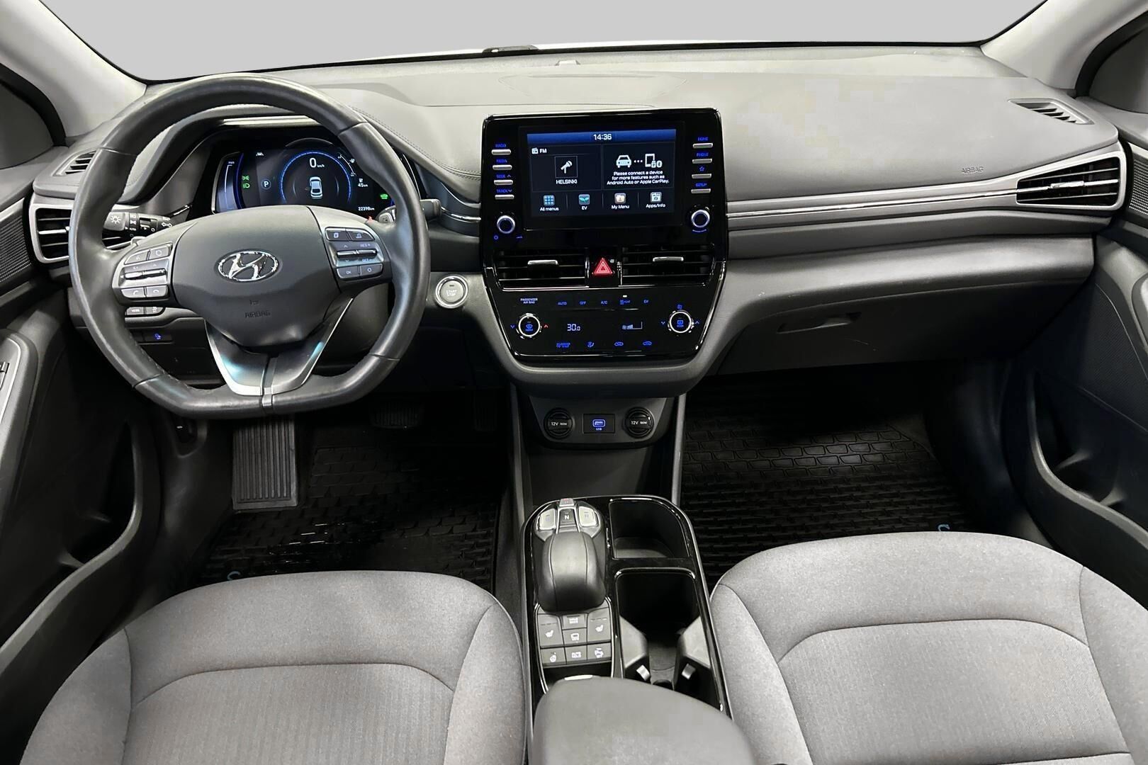 Hyundai IONIQ electric iso kuva 10