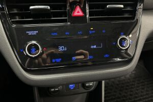 Hyundai IONIQ electric esikatselu 21