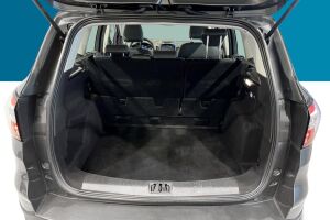 Ford Kuga esikatselu 12