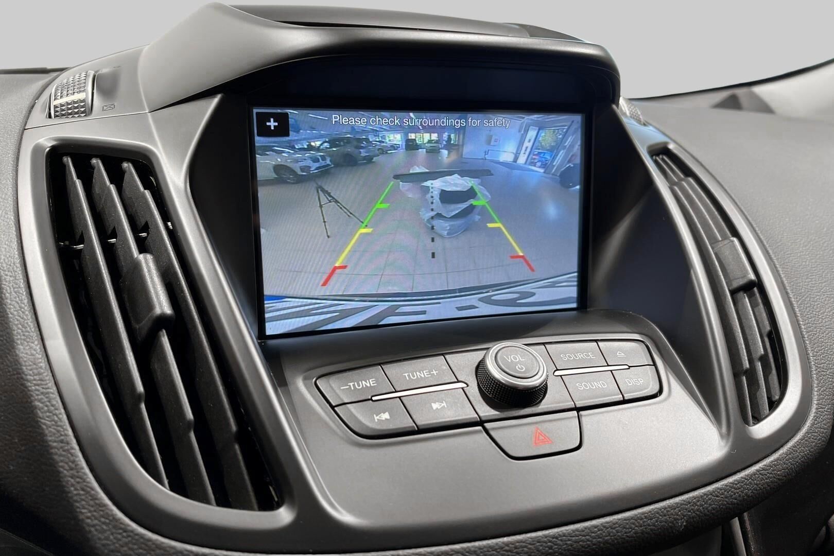 Ford Kuga iso kuva 16