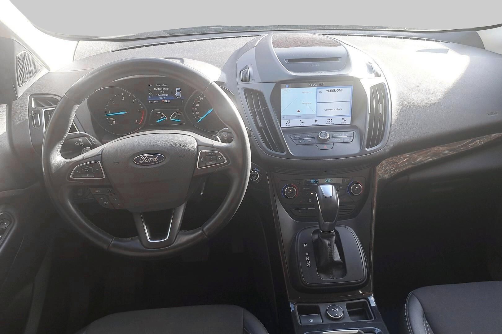 Ford Kuga iso kuva 2