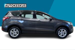 Ford Kuga esikatselu 4