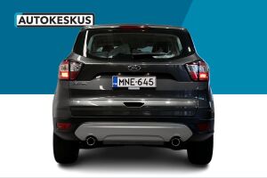 Ford Kuga esikatselu 6