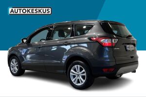Ford Kuga esikatselu 7