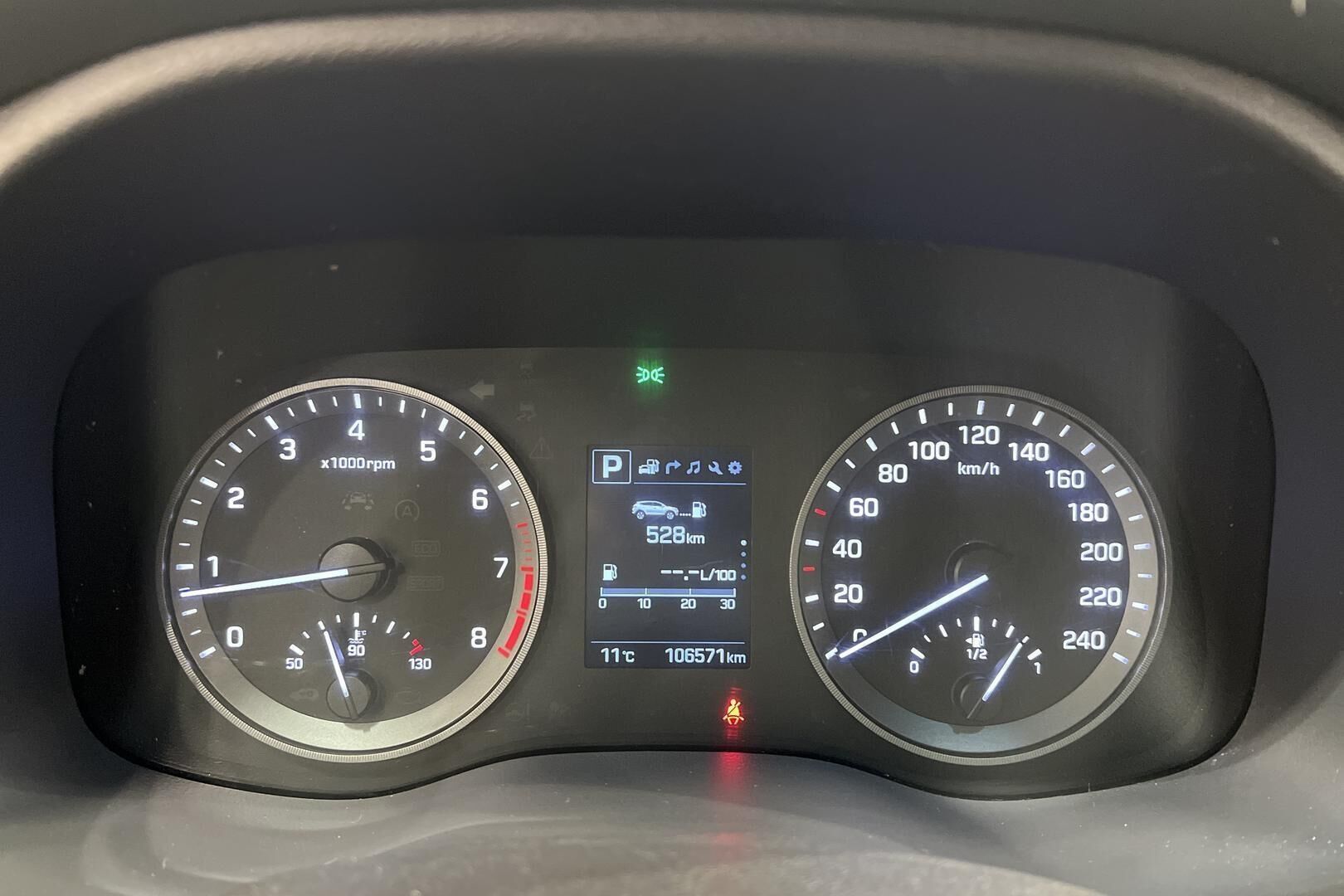 Hyundai Tucson iso kuva 17