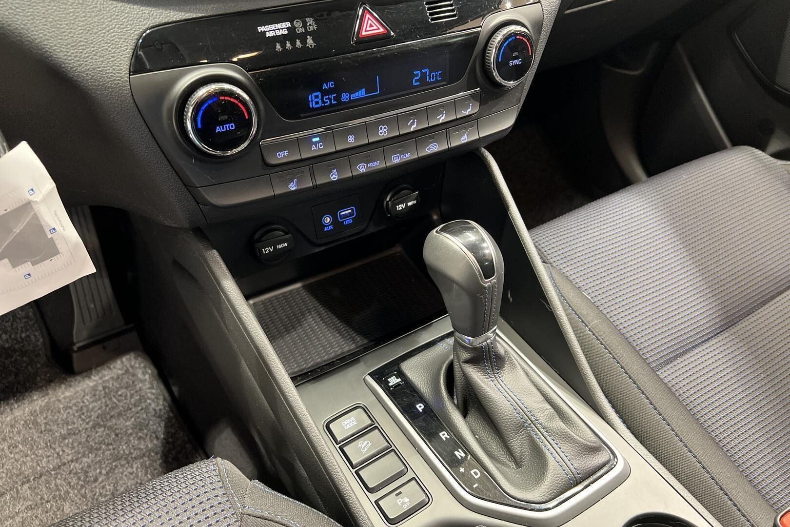 Hyundai Tucson iso kuva 21